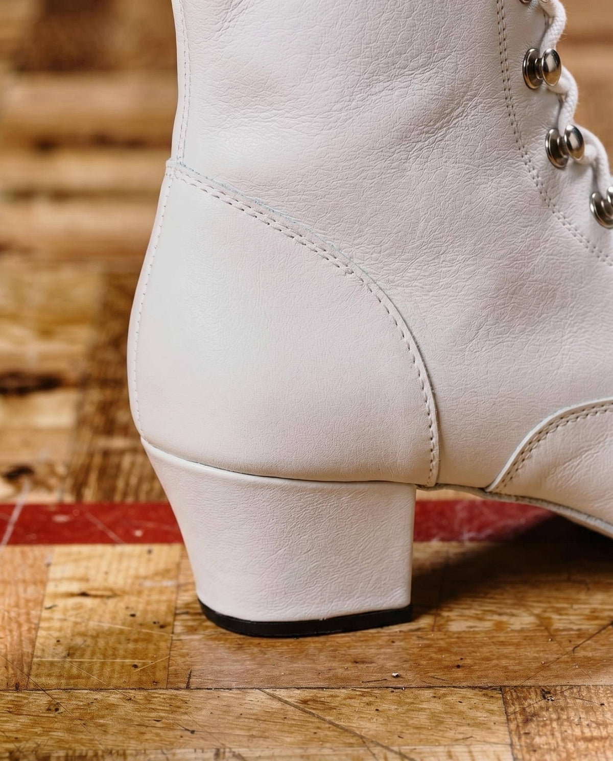 POLKA - Polkastiefel mit 4cm Absatz und geteilter Gummisohle weiß Nappaleder