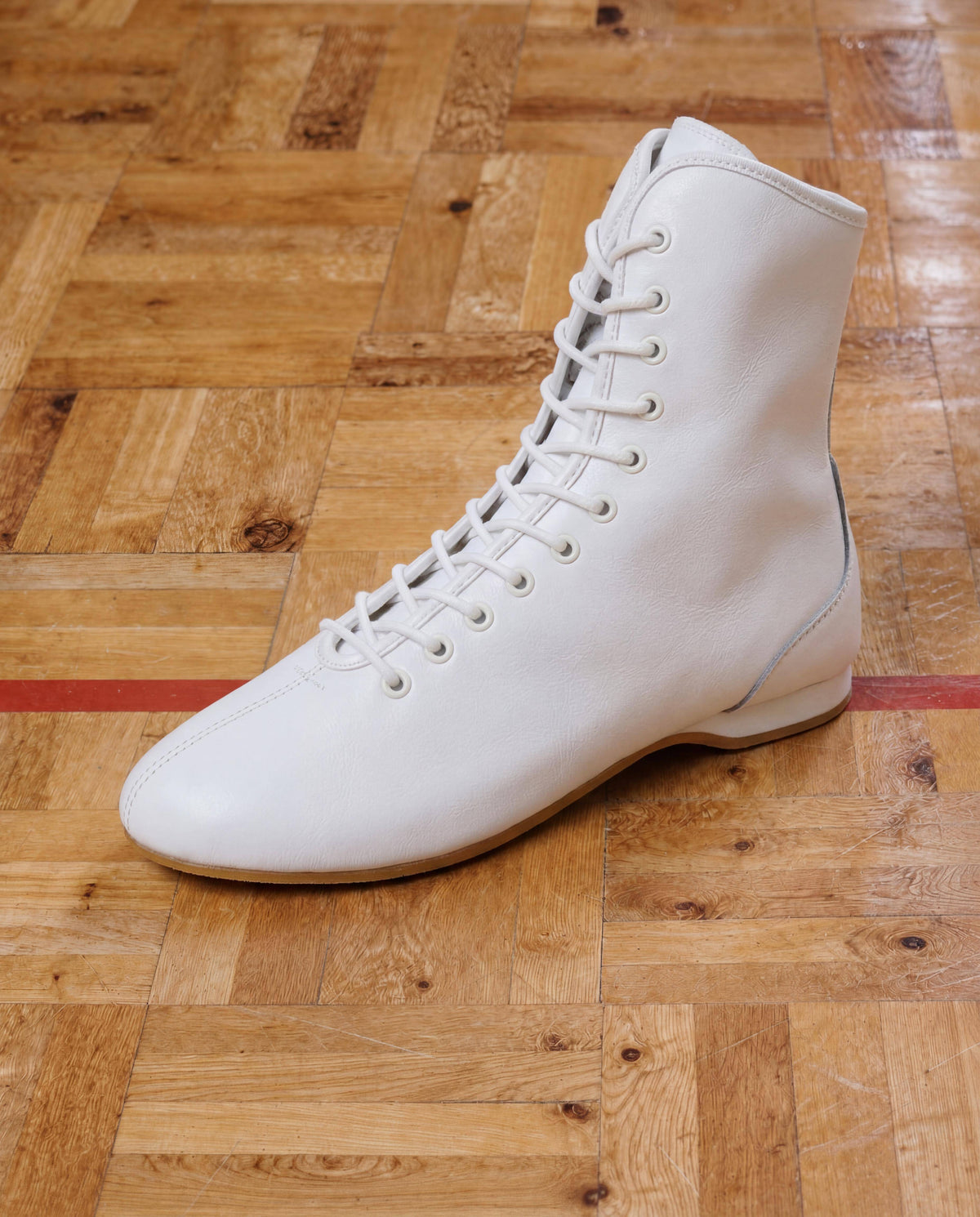 STRIDE - Gardestiefel 11-Loch unisex Gardeschuhe durchgehende Gummisohle weiß Nappaleder