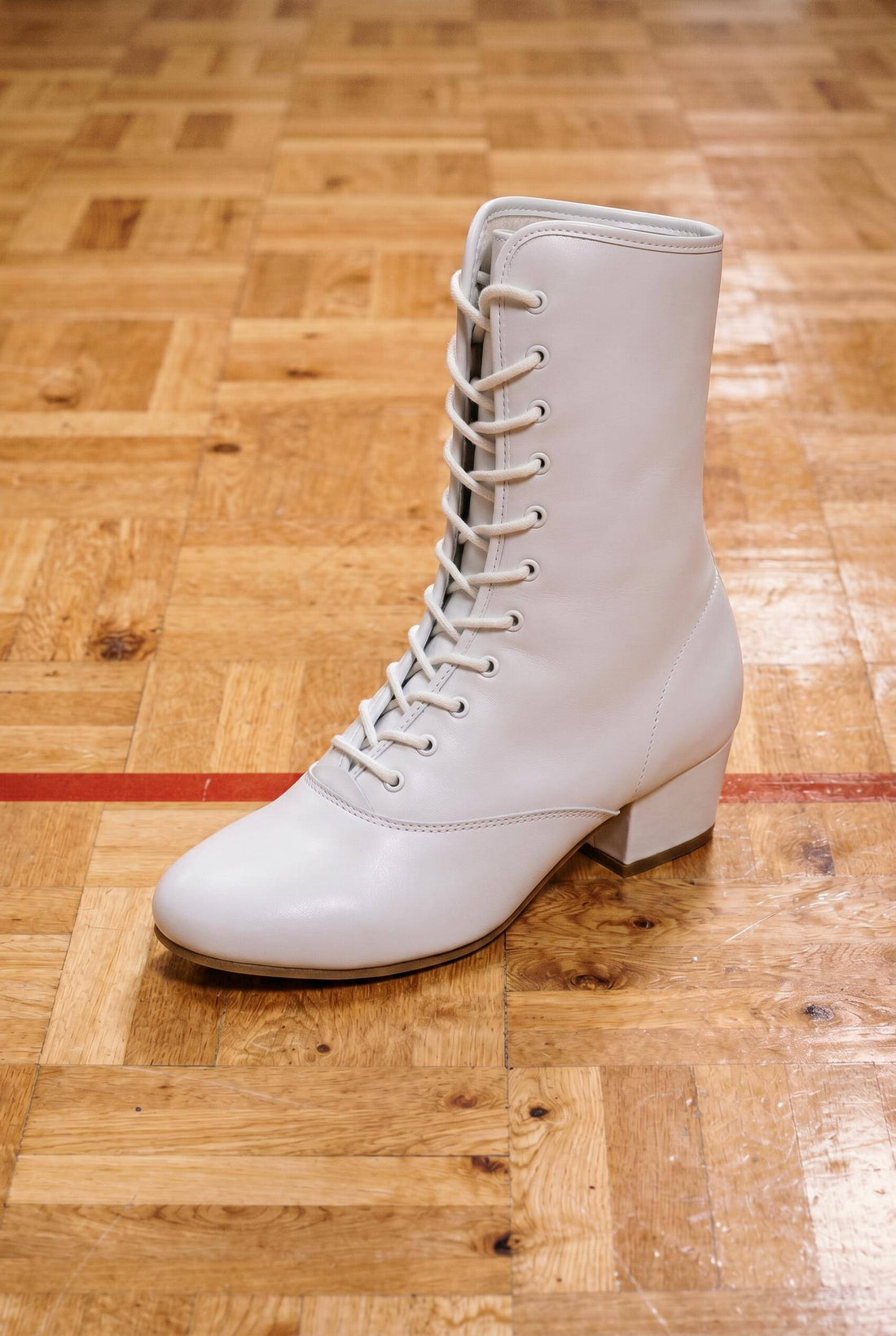ELFI - Garde-Stiefel Damen Tanzstiefel halbhoch Weite F Normalweite mit Comfort-Fußbett Absatz 4 cm weiß Nappaleder